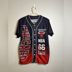 Chicago Bulls Throwback Baseball Jersey Size Small